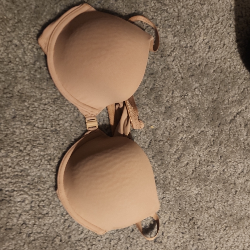 Seamless Tan Bra